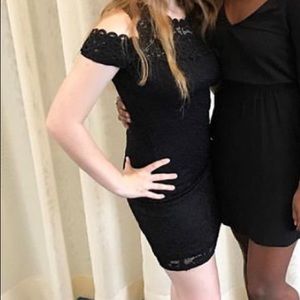 Bodycon Off-Shoulder Dress